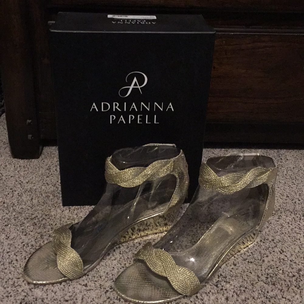 Wedge shoes